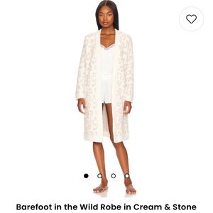 Barefoot Dreams Barefoot in the Wild Robe in Cream & Stone Size Medium